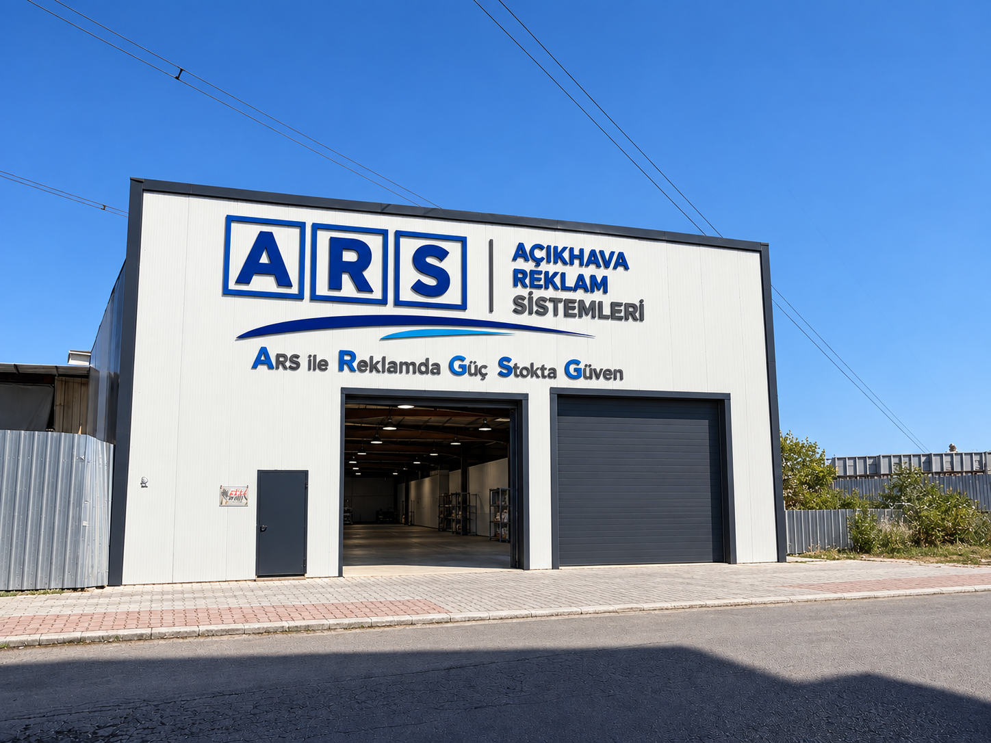 ARS Reklam üretim tesisi dış cephesi ve kutu harf tabelası